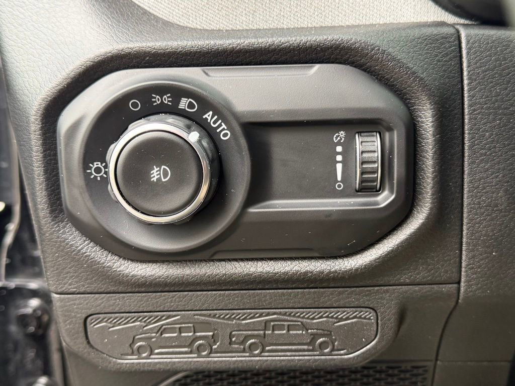 Certified 2024 Jeep Wrangler Sport S image 29