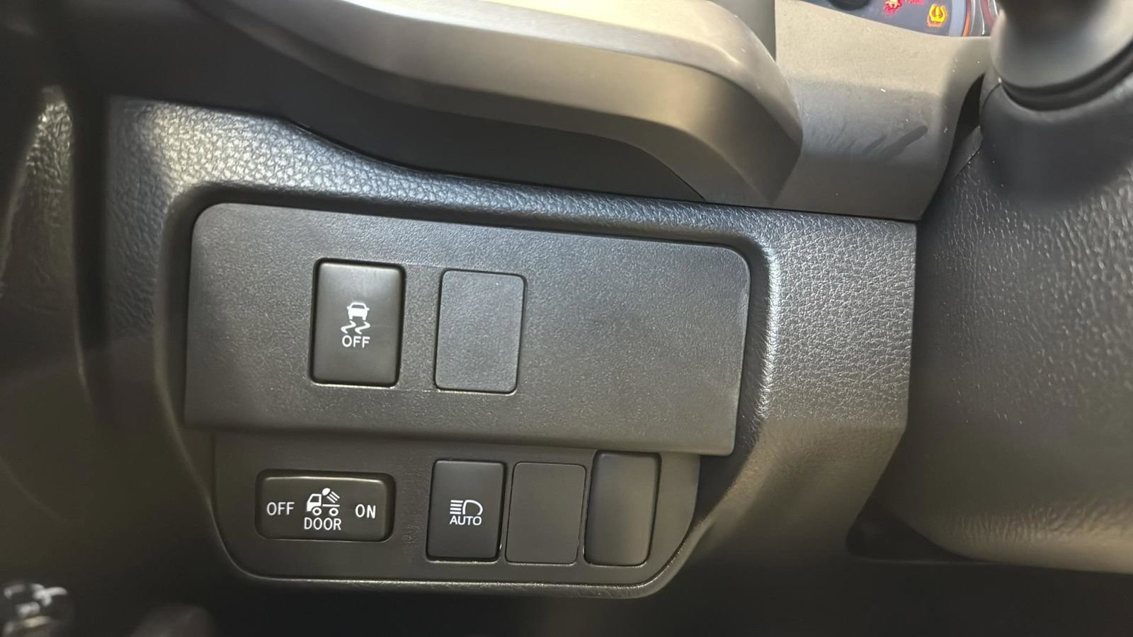 Used 2023 Toyota Tacoma SR5 image 18