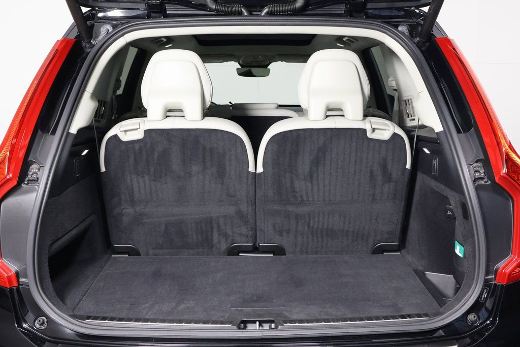 Used 2024 Volvo XC90 B5 Plus w/ Protection Package Premier AWD/4WD image 15