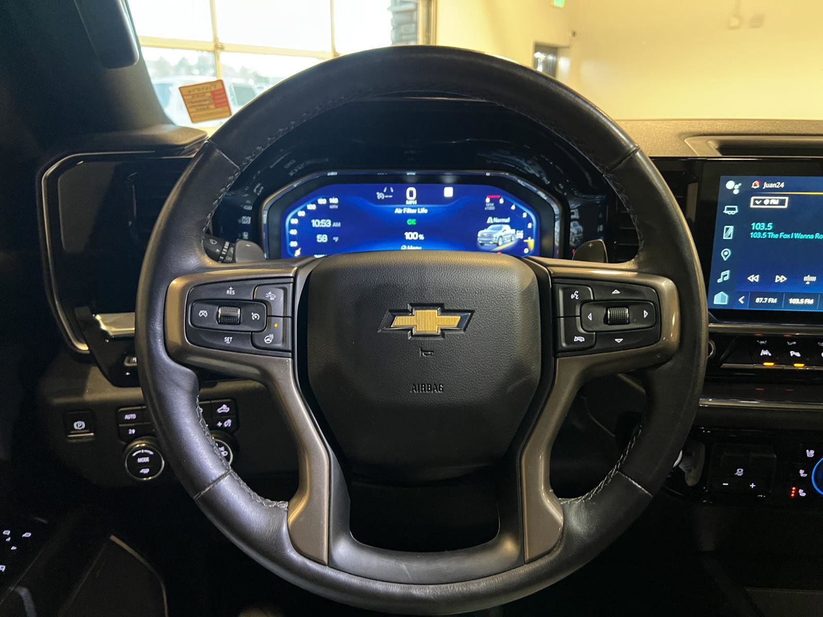 Used 2023 Chevrolet Silverado 1500 High Country w/ High Country Premium Package image 11
