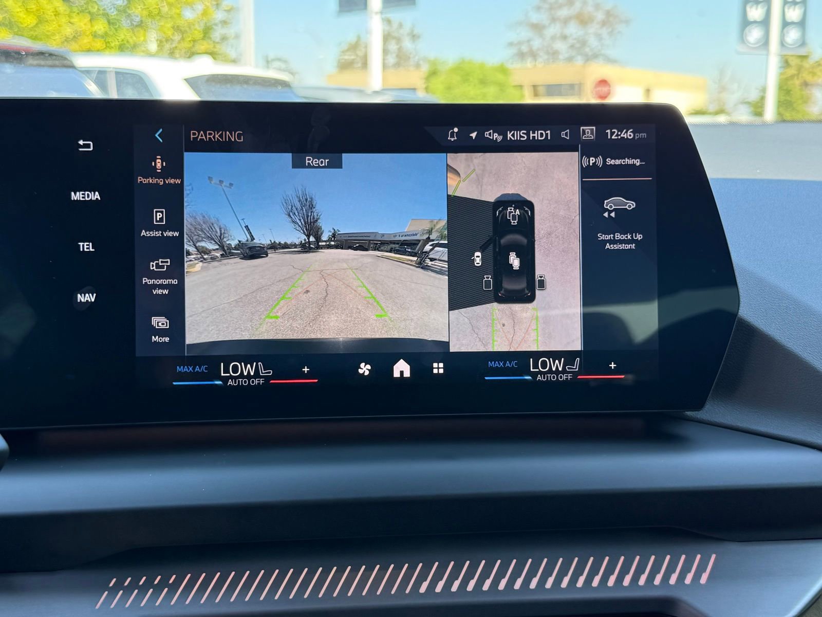 Used 2025 BMW 228i xDrive w/ Technology Package image 29