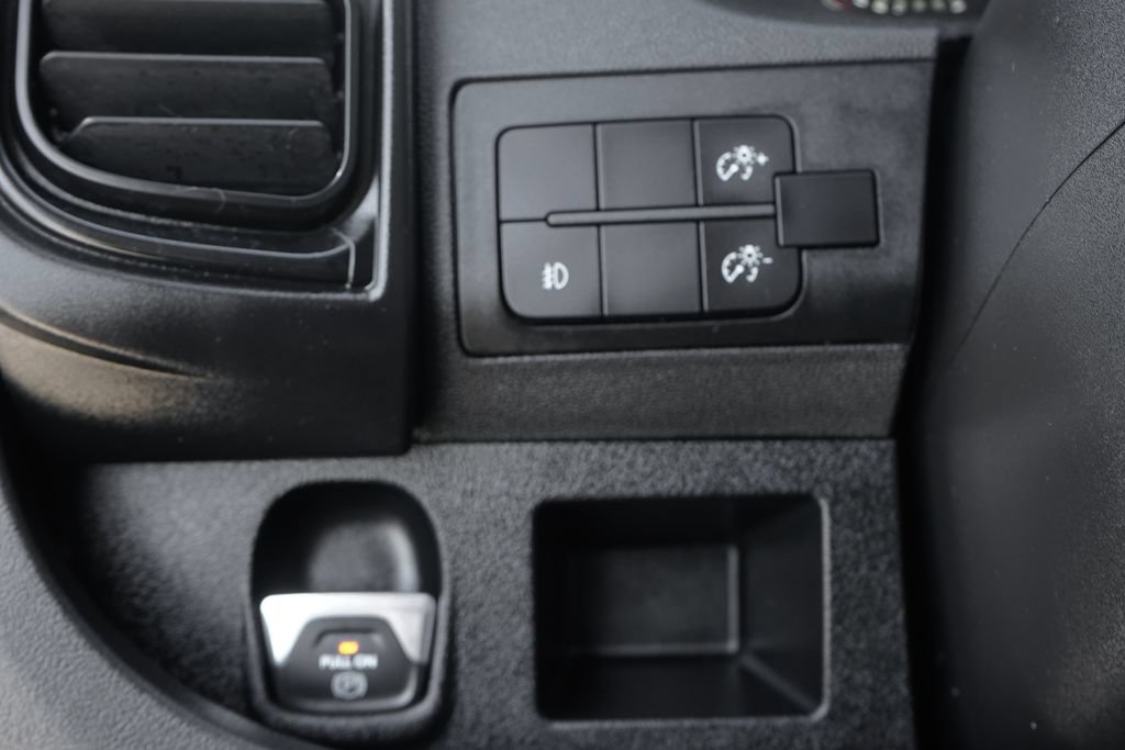 Used 2025 RAM ProMaster 2500 w/ Convenience Group FWD image 22
