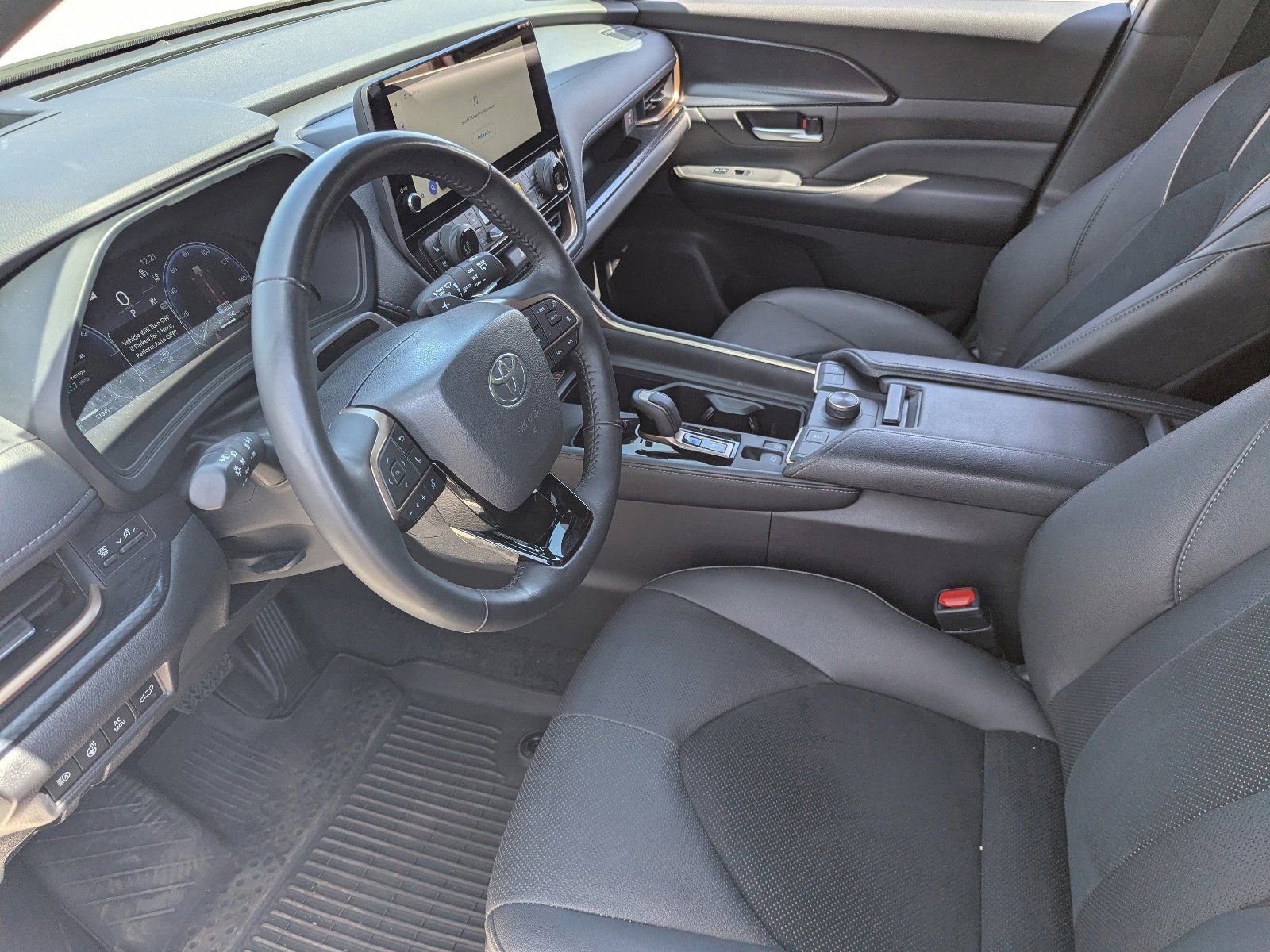 Used 2024 Toyota Grand Highlander AWD Hybrid image 22