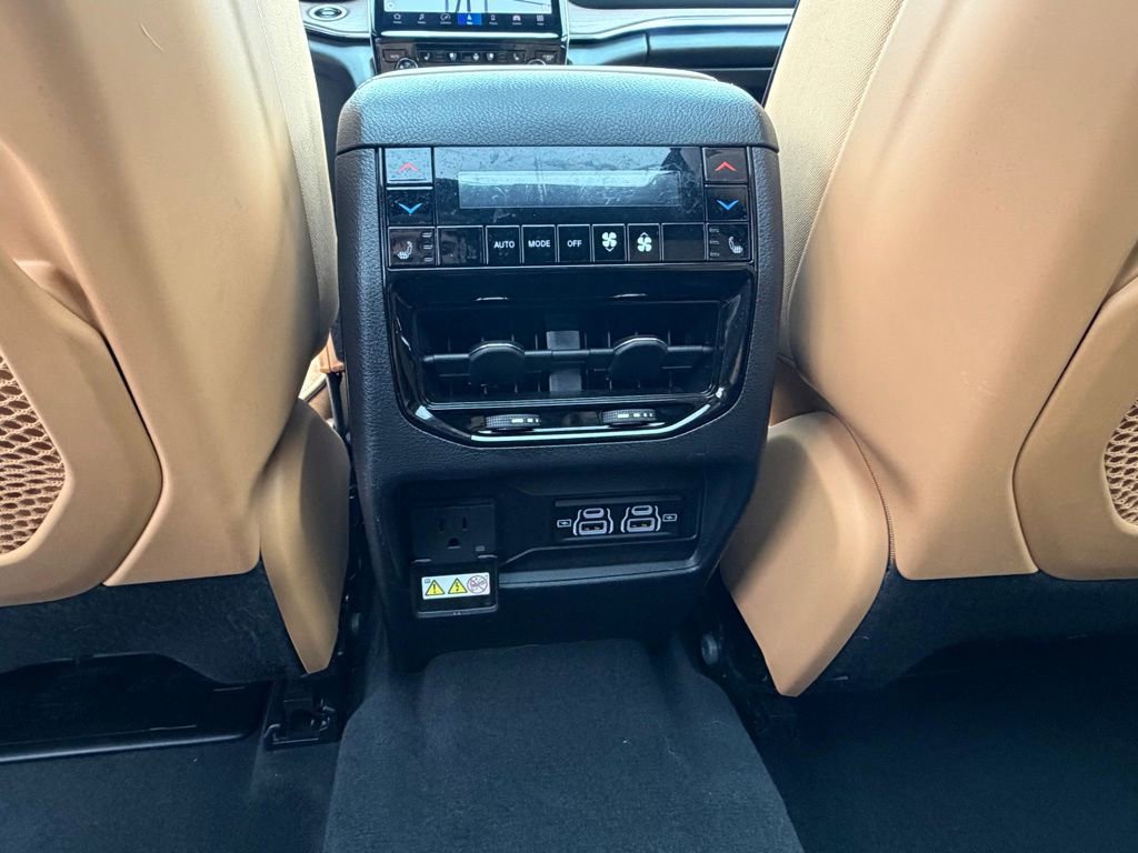 Certified 2024 Jeep Grand Cherokee L Summit image 36