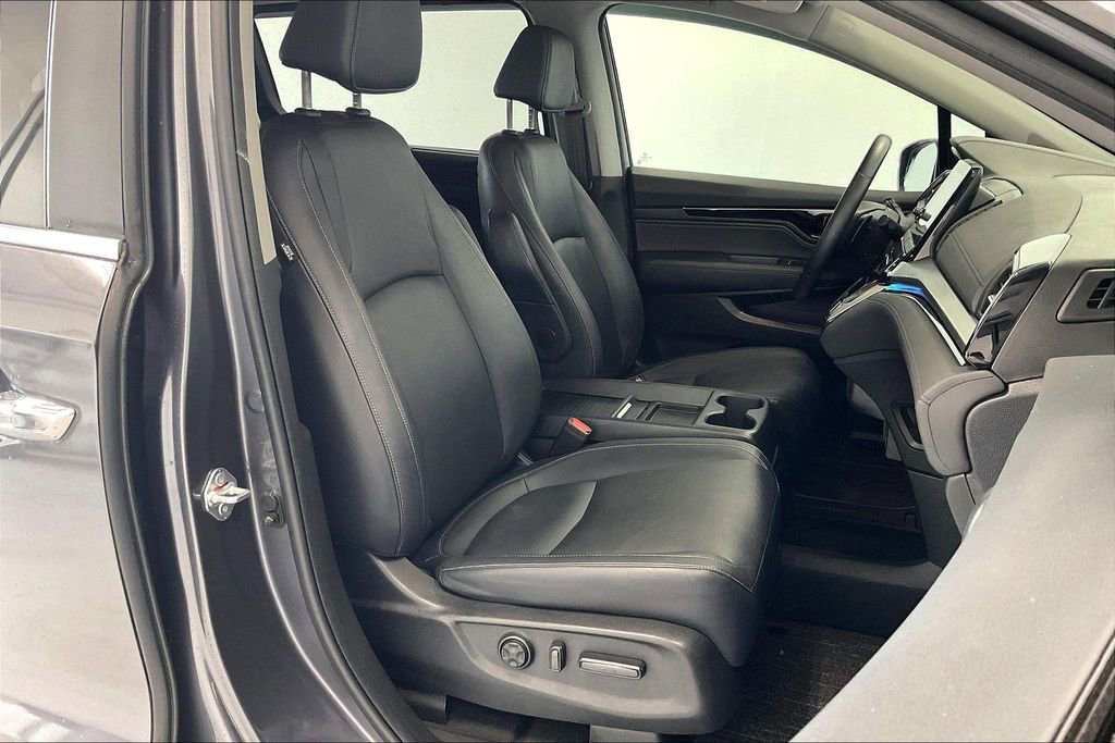 Used 2024 Honda Odyssey Touring image 8