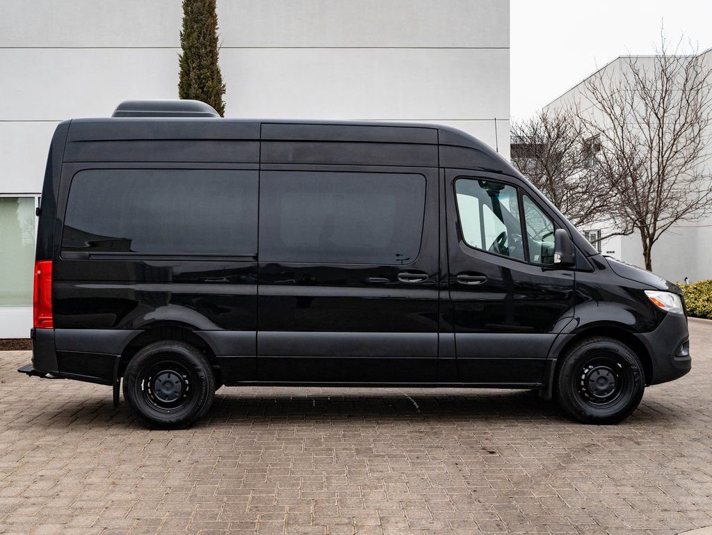 Used 2023 Mercedes-Benz Sprinter 2500 image 11