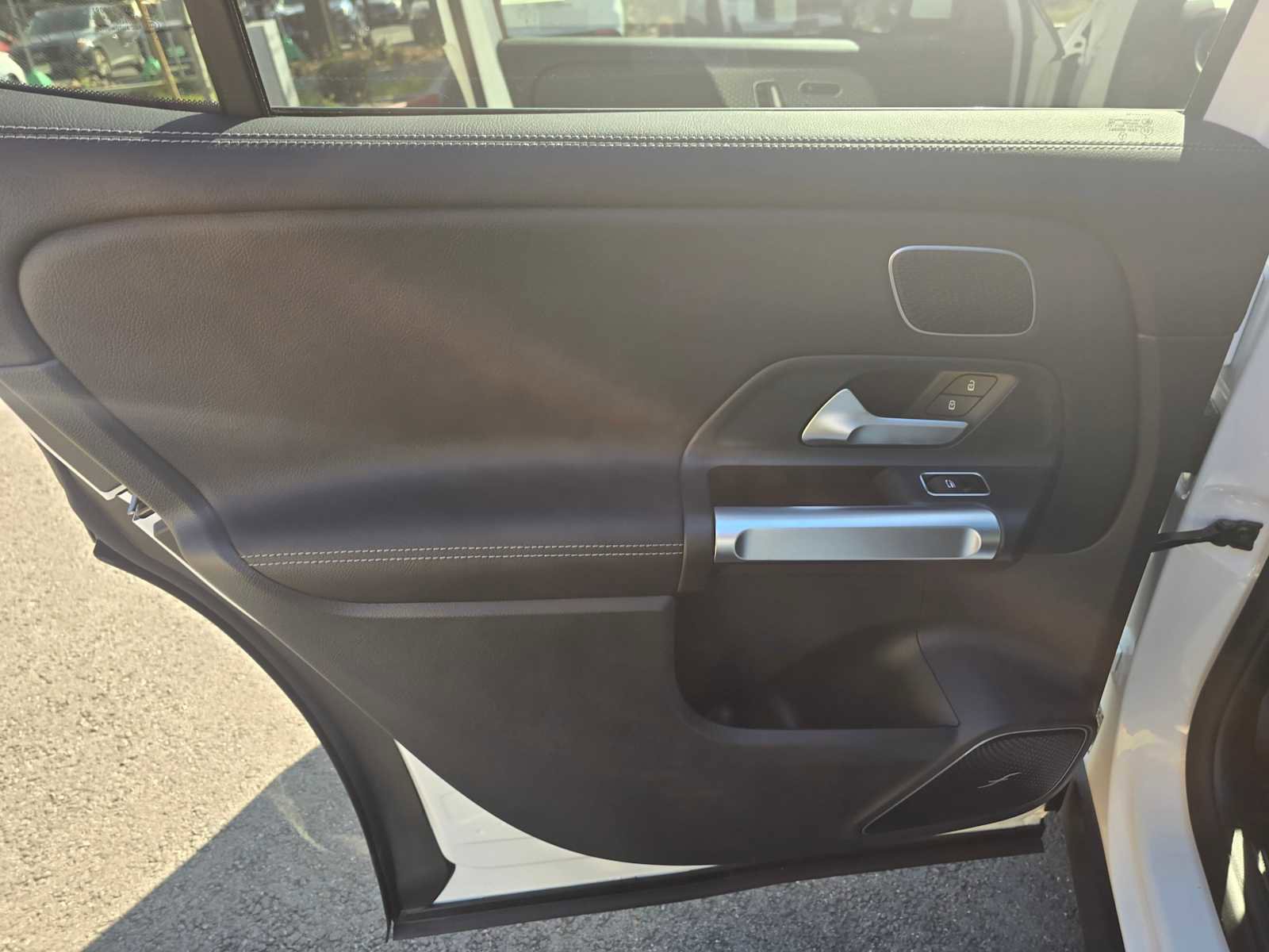 Used 2025 Mercedes-Benz GLB 250 GLB 250 image 20