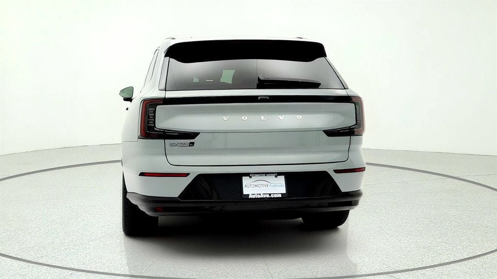 Used 2025 Volvo EX90 Ultra AWD/4WD image 6