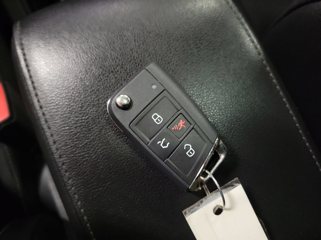 Used 2019 Volkswagen Tiguan SE w/ Panoramic Sunroof Package FWD image 20