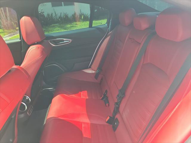 Used 2023 Alfa Romeo Giulia Veloce RWD image 14