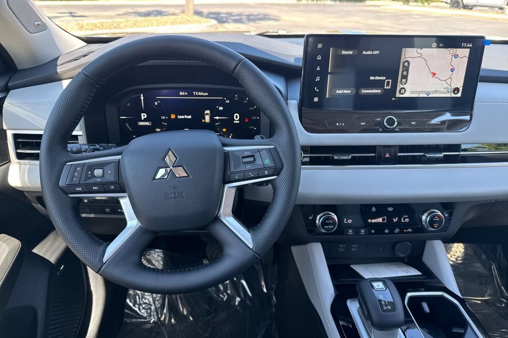 New 2026 Mitsubishi Outlander SE AWD/4WD image 14