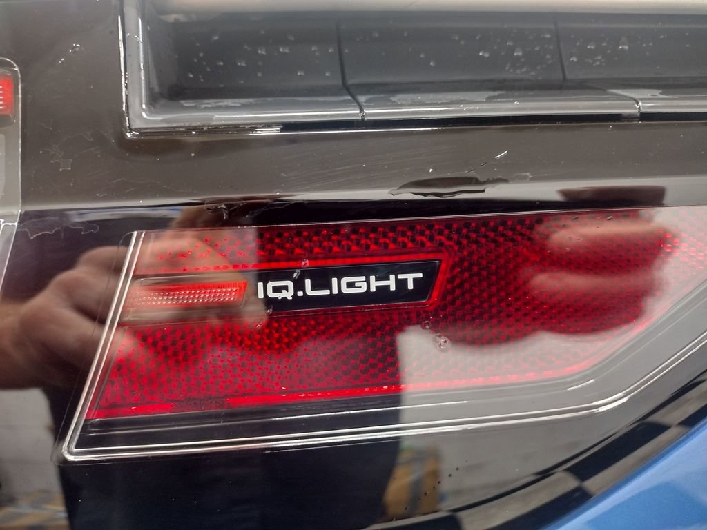 New 2025 Volkswagen ID. Buzz 1st Edition image 48