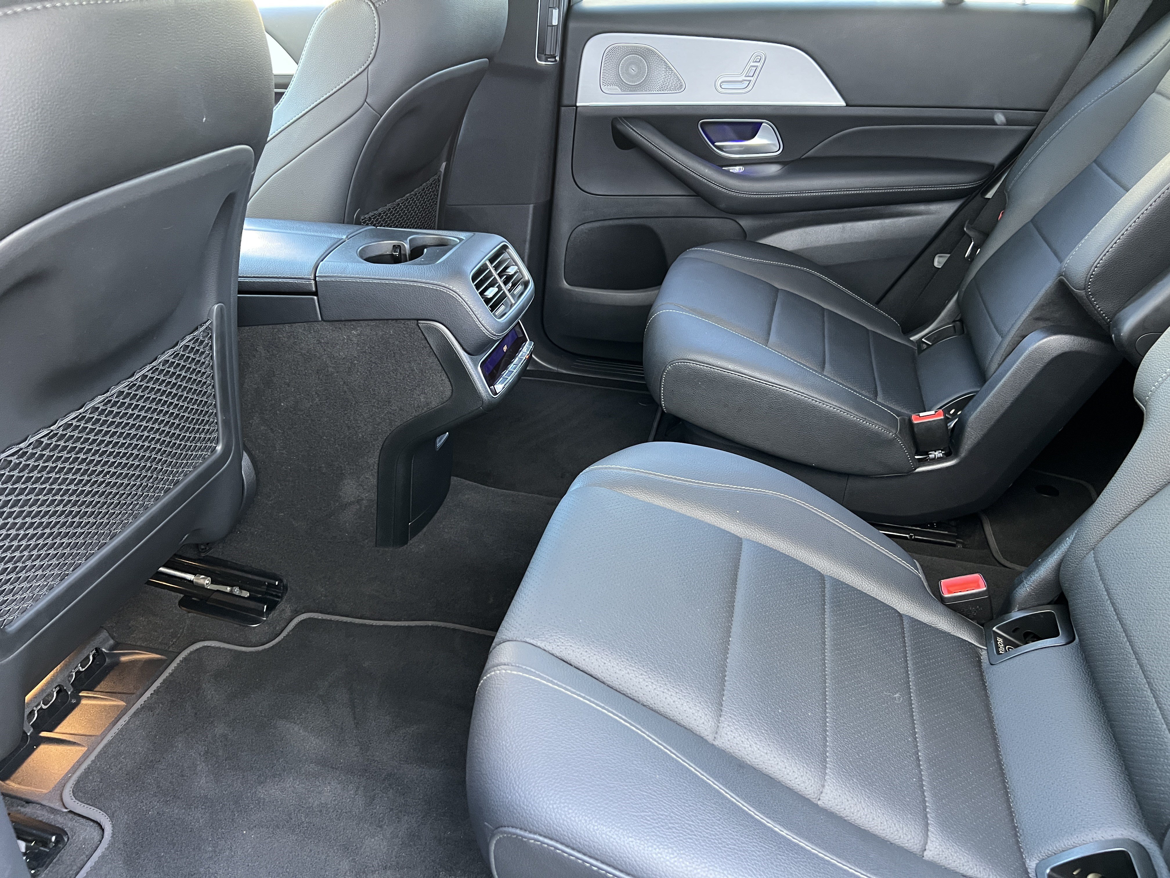Used 2025 Mercedes-Benz GLS 450 4MATIC image 17