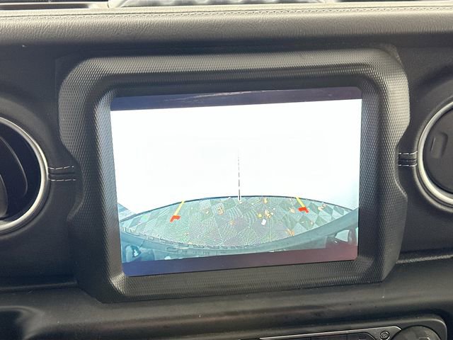 Used 2021 Jeep Wrangler Unlimited Sahara w/ Cold Weather Group image 13