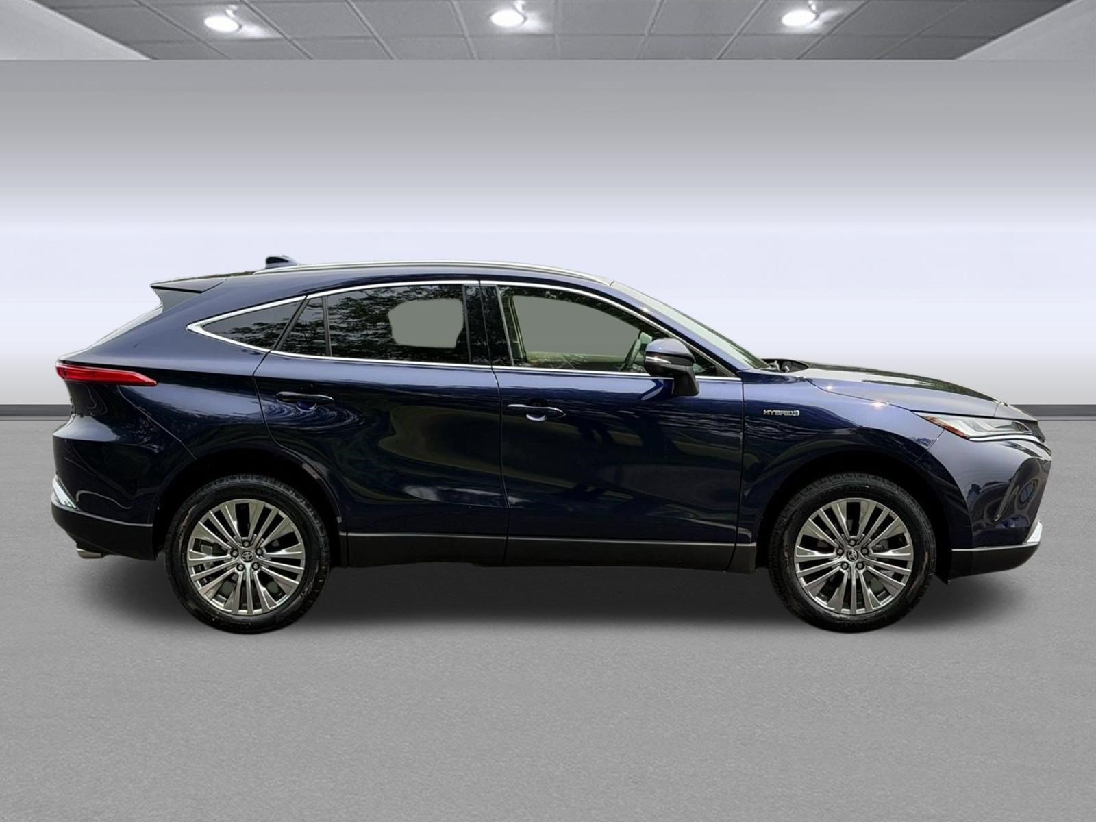 Used 2021 Toyota Venza Limited w/ Advanced Technology Package AWD/4WD image 8