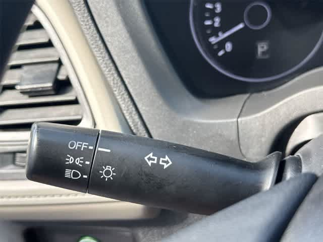 Used 2019 Honda HR-V LX image 25