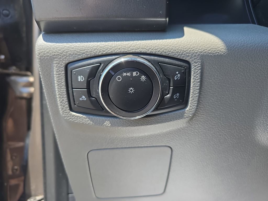 Used 2017 Ford F150 XLT AWD/4WD image 20