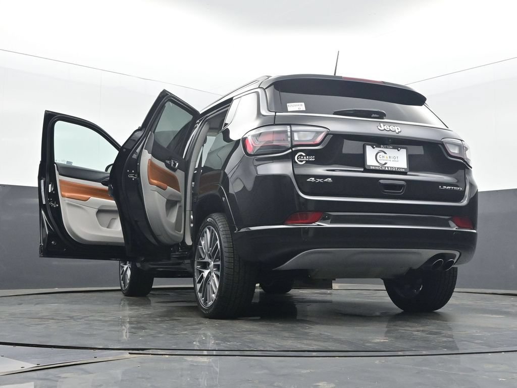 Used 2022 Jeep Compass Limited w/ Elite Group AWD/4WD image 63