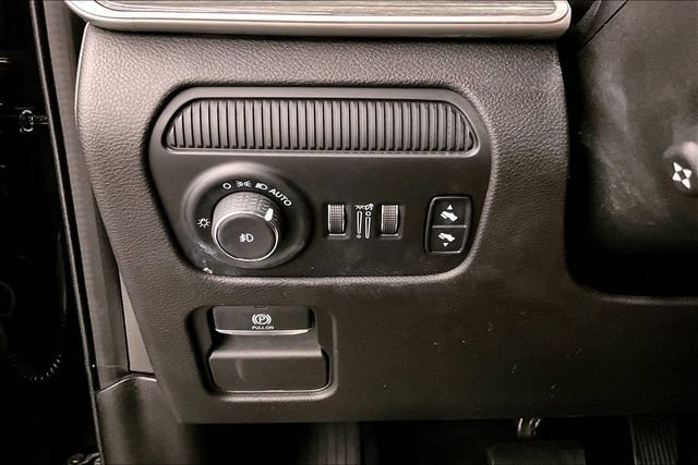 Used 2022 Jeep Wagoneer Series II AWD/4WD image 38