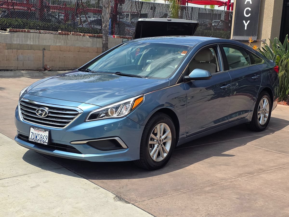 Used 2017 Hyundai Sonata SE FWD image 5