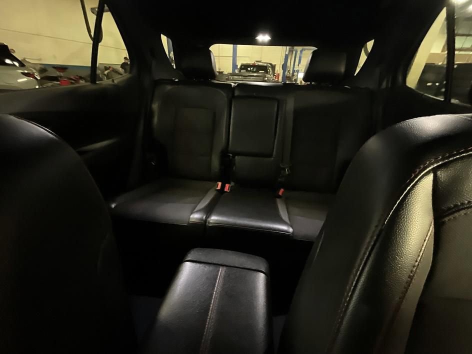 Used 2023 Chevrolet Equinox RS image 29