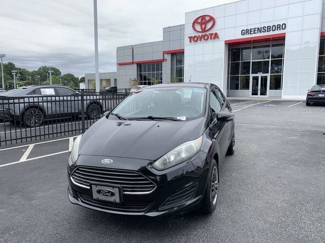 Used 2015 Ford Fiesta SE