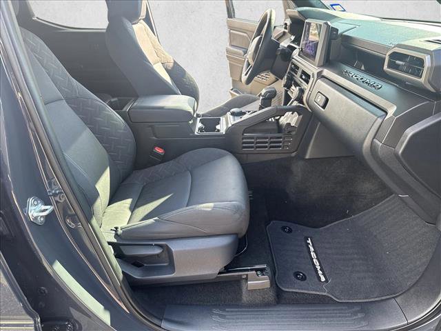 Used 2024 Toyota Tacoma SR image 19