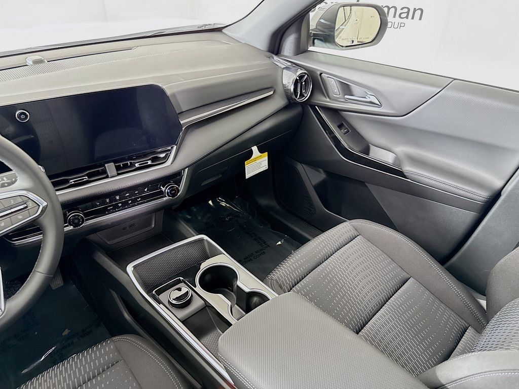 New 2026 Chevrolet Equinox LT w/ Safety and Technology Package AWD/4WD image 22