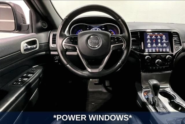Used 2020 Jeep Grand Cherokee Altitude AWD/4WD image 11