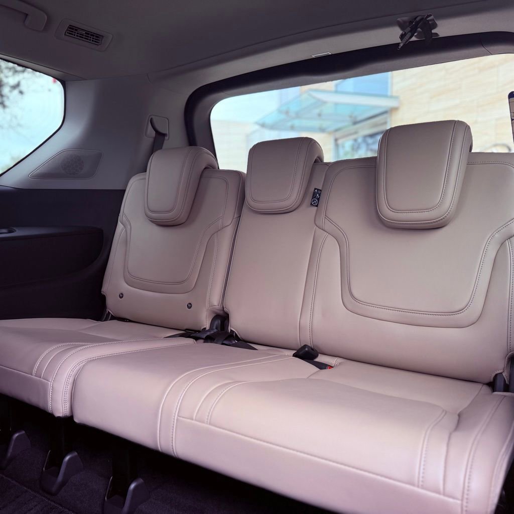 Certified 2026 INFINITI QX80 Pure w/ Cargo Package image 33