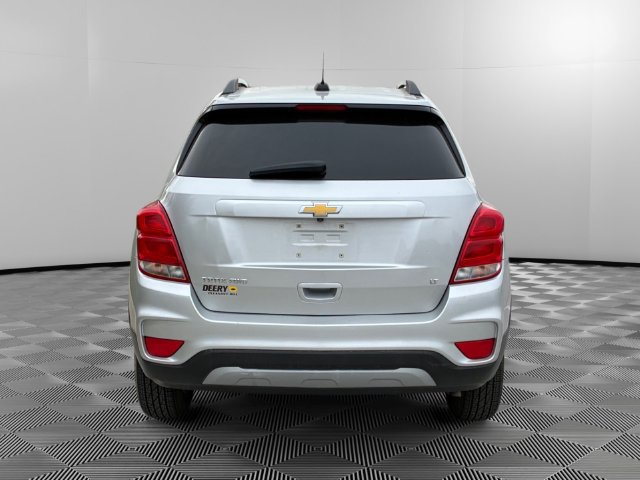 Used 2018 Chevrolet Trax LT w/ LT Convenience Package AWD/4WD image 4