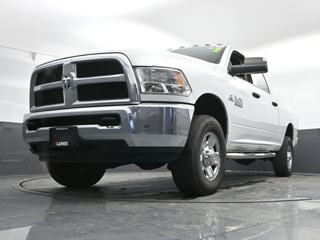 Used 2018 RAM 2500 Tradesman w/ Chrome Appearance Group image 46