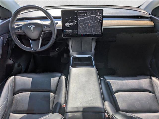 Used 2021 Tesla Model Y Long Range image 19