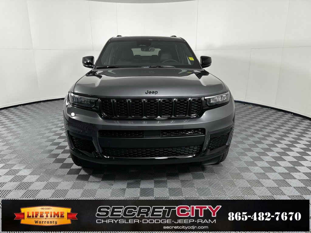 New 2025 Jeep Grand Cherokee L Altitude image 2