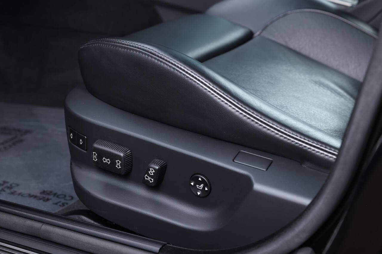 Used 2002 BMW M5 image 75