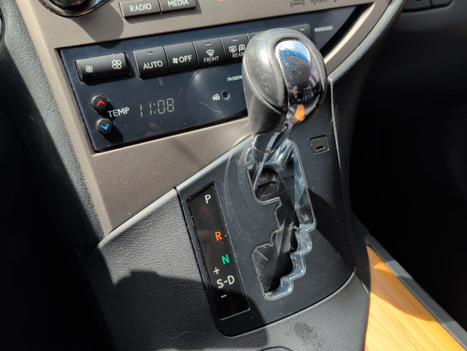 Used 2014 Lexus RX 450h FWD image 21