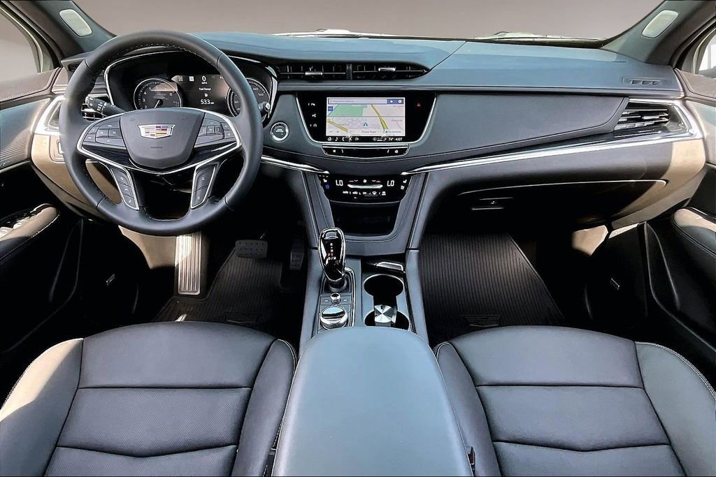 New 2026 Cadillac XT5 Premium Luxury w/ Driver Assist Package AWD/4WD image 5