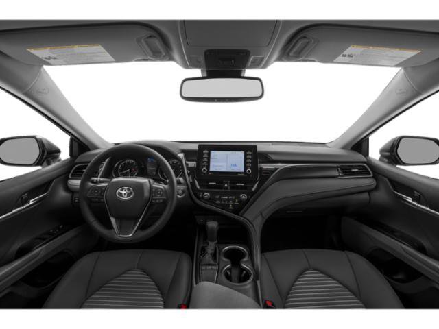 Used 2024 Toyota Camry SE image 12