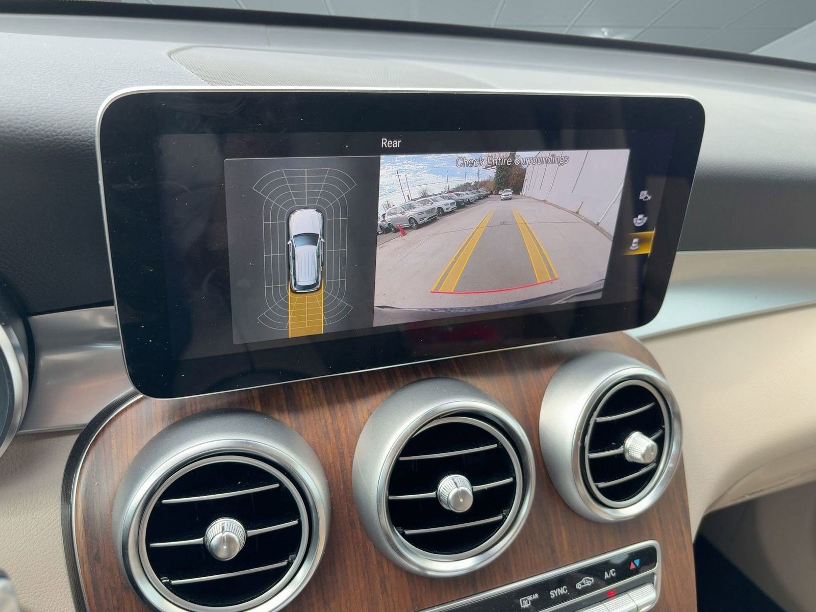 Used 2022 Mercedes-Benz GLC 300 GLC 300 image 24