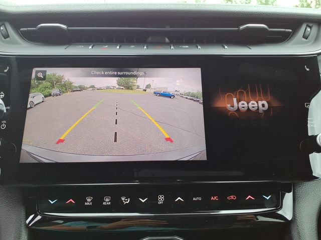 New 2026 Jeep Grand Cherokee Altitude AWD/4WD image 22