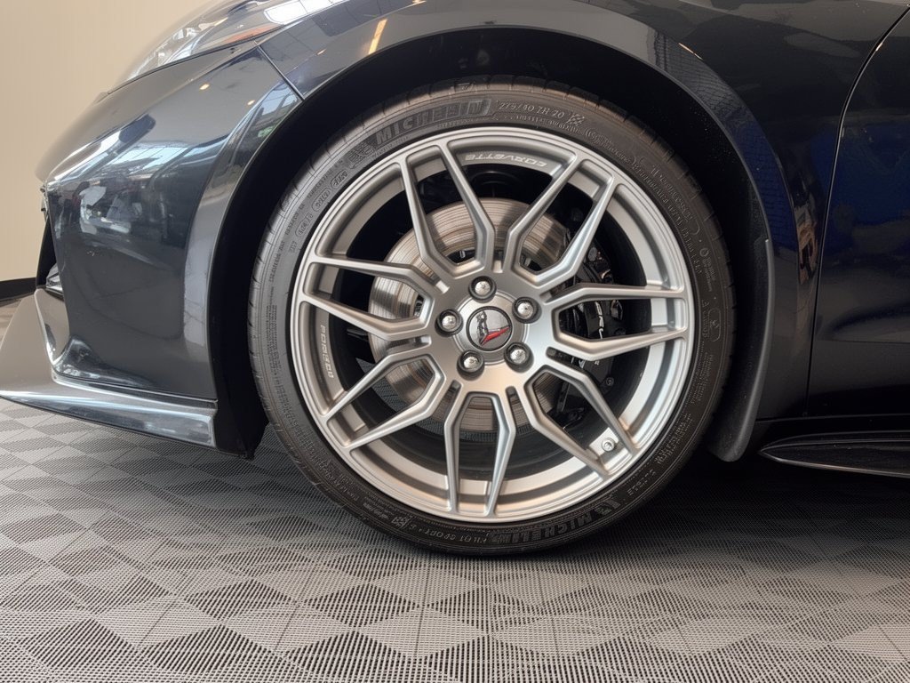 Used 2024 Chevrolet Corvette Z06 RWD image 13