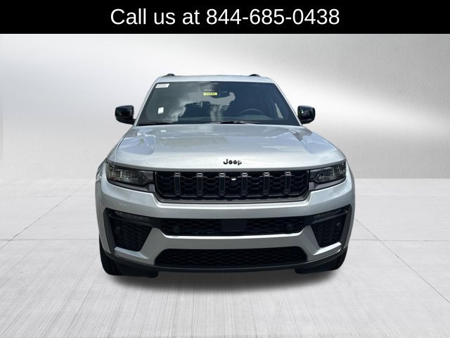 New 2026 Jeep Grand Cherokee Limited AWD/4WD image 2