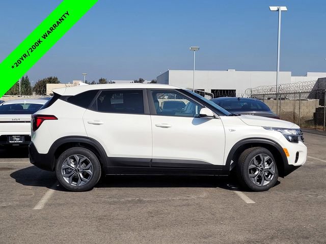 New 2026 Kia Seltos LX image 3