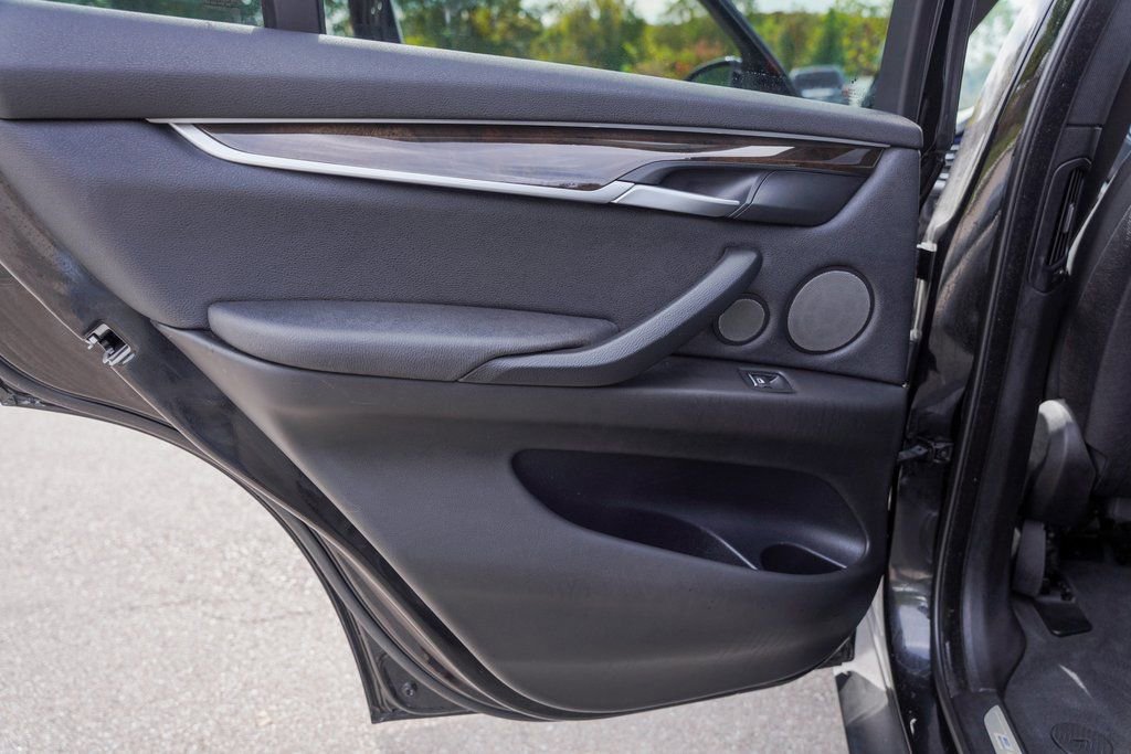 Used 2018 BMW X5 xDrive40e w/ Executive Package image 33