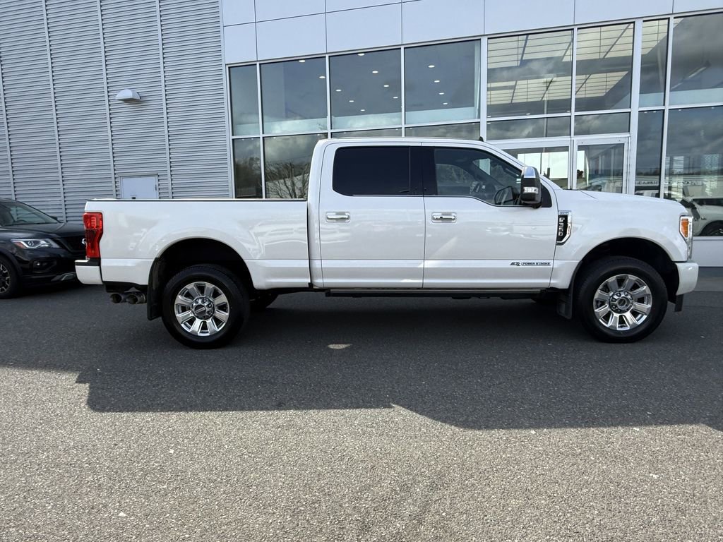 Used 2019 Ford F350 Platinum w/ Platinum Ultimate Package AWD/4WD image 8