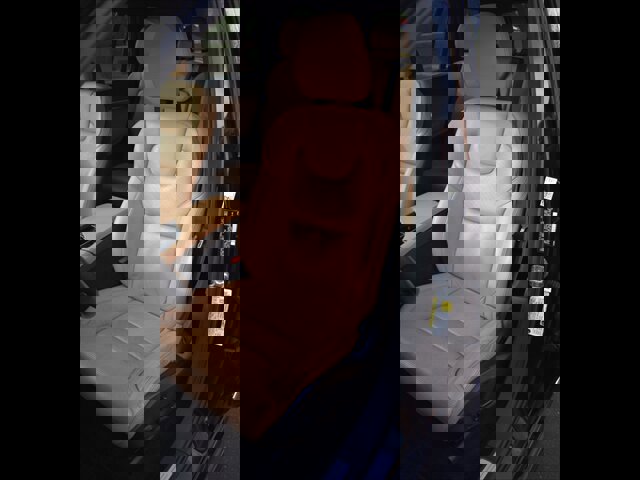 Used 2017 Volvo XC90 T8 Inscription w/ Luxury Package image 14