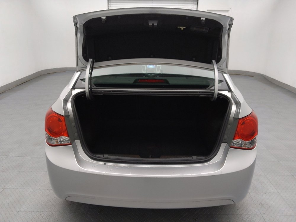 Used 2016 Chevrolet Cruze LT image 29