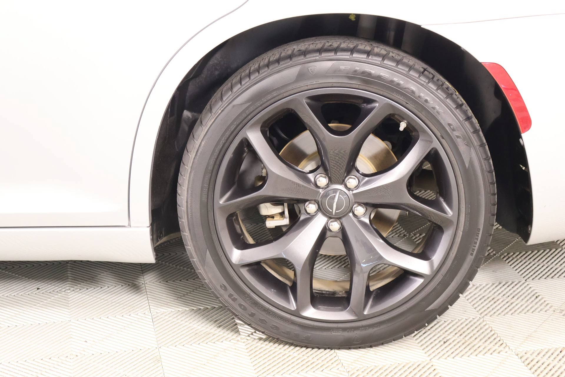 Used 2023 Chrysler 300 Touring w/ Sport Appearance Package RWD image 17