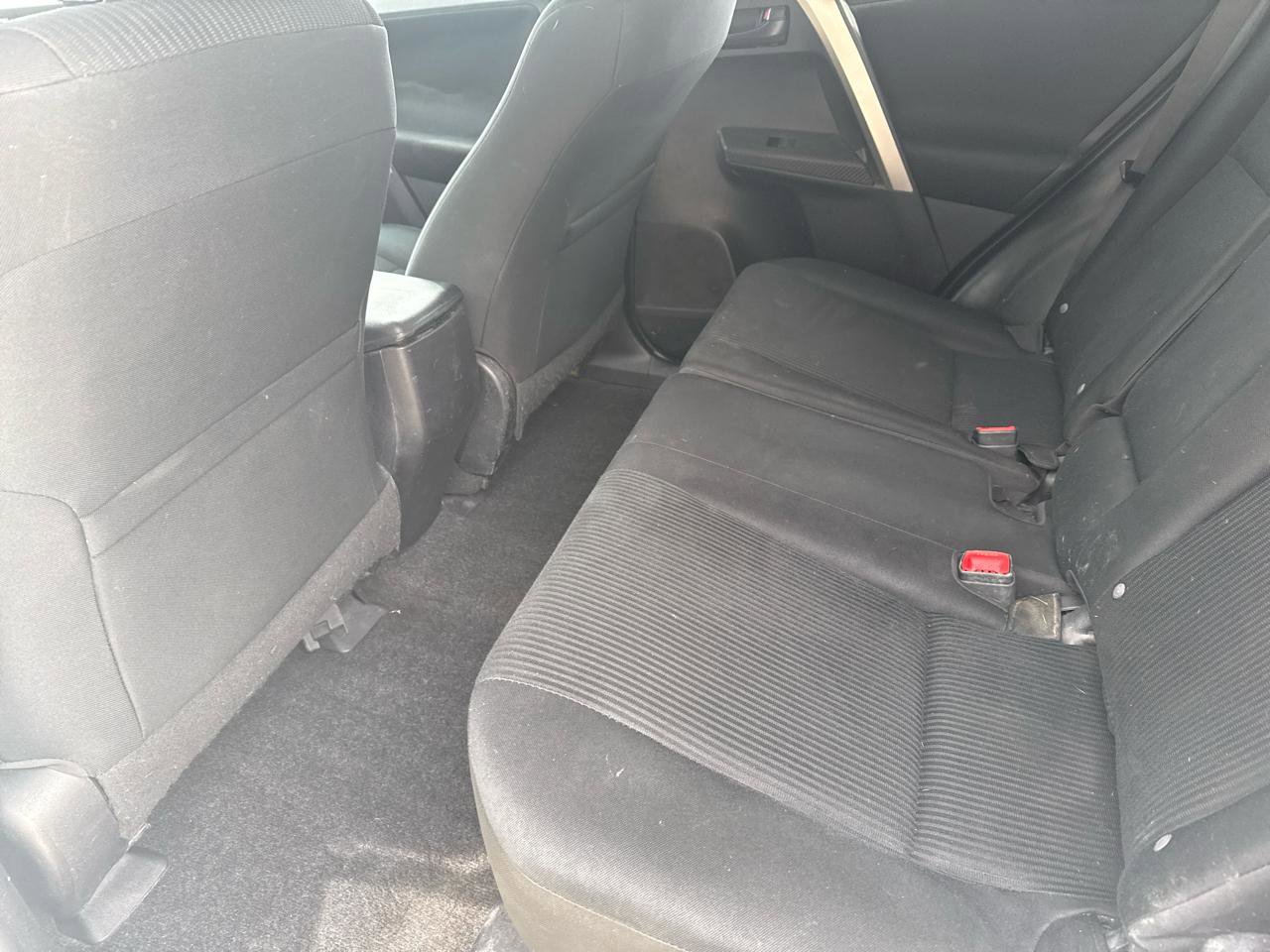 Used 2014 Toyota RAV4 LE image 41