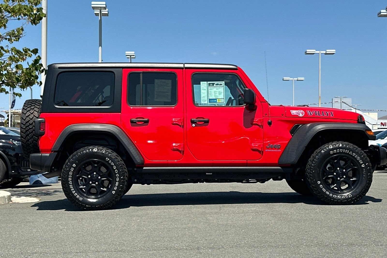 Used 2023 Jeep Wrangler Unlimited AWD/4WD image 3